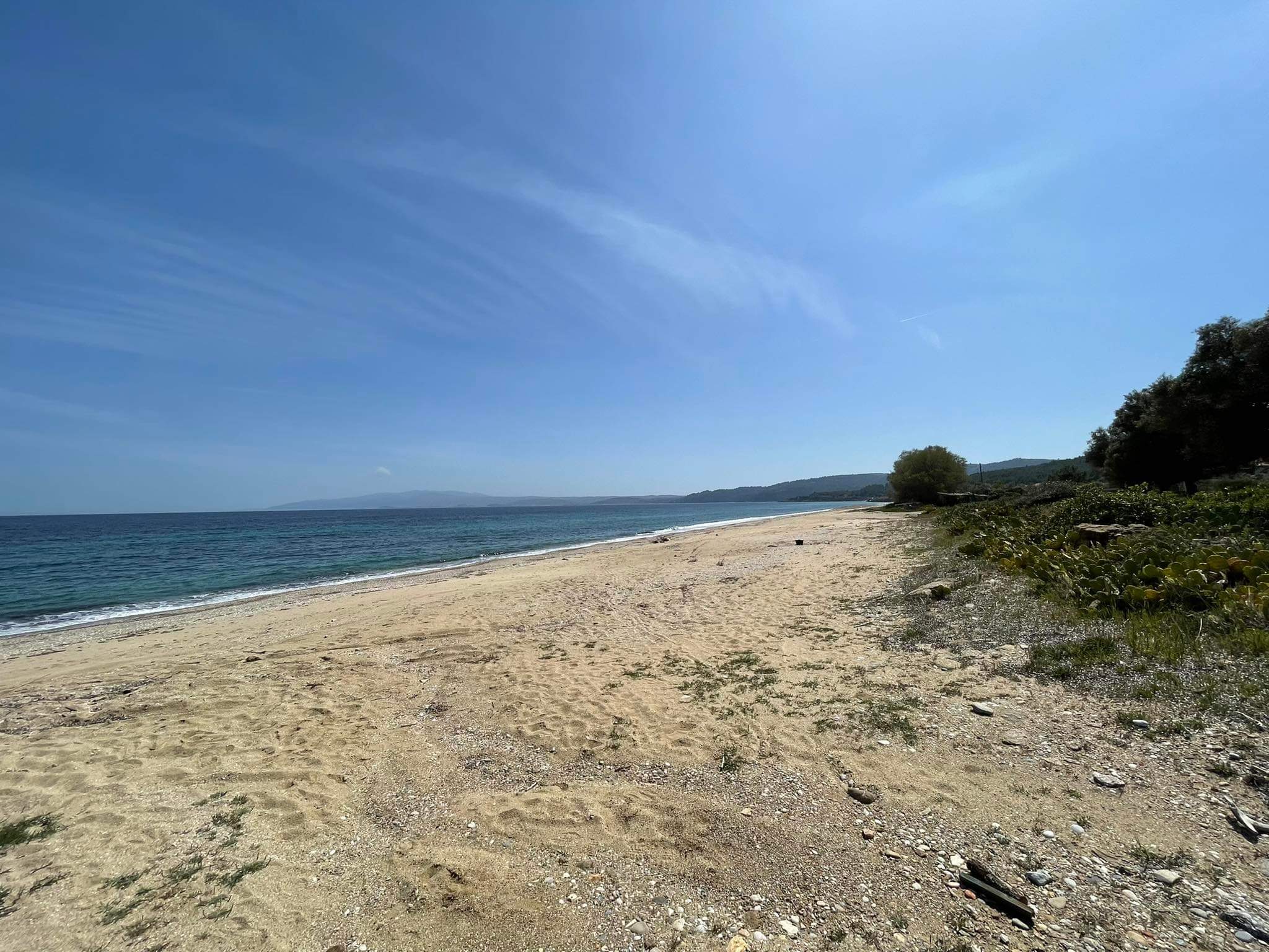 Plage d’Agii Theodori (Metaggitsi) photo